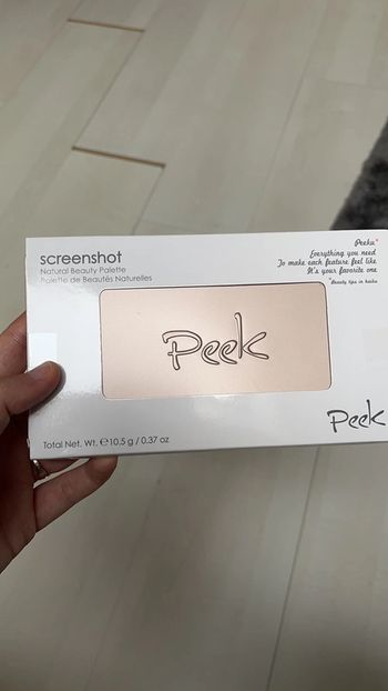 Palette Peek