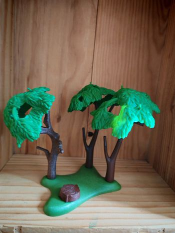 Playmobil végétation 3 arbres sur socle vert