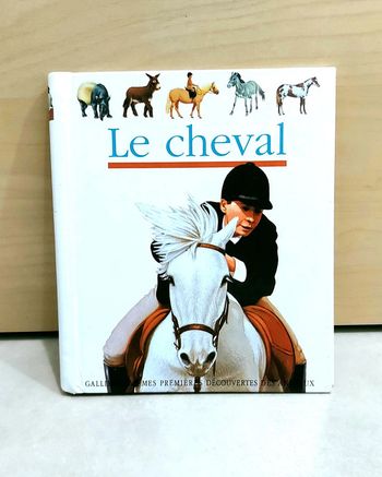 📚 Livre mes premières découvertes : Le cheval
