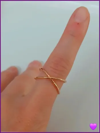 Bague dorée en acier inoxydable tendance femme