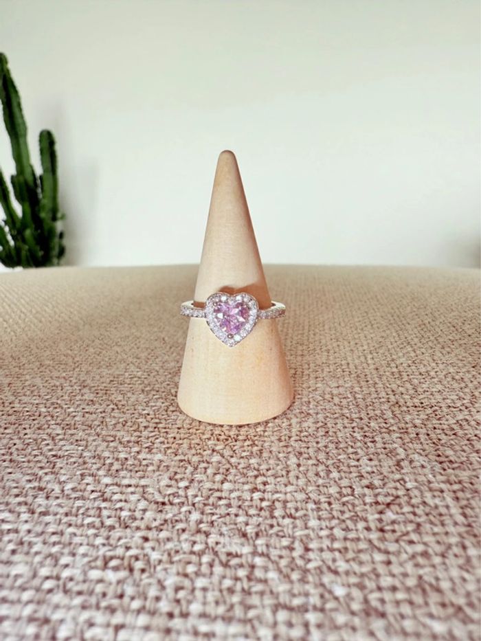 Bague ajustable en forme de cœur avec pierre violette - photo numéro 2