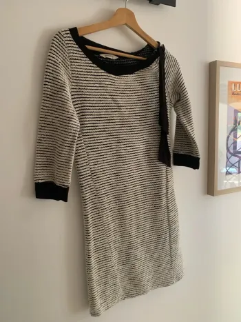 Robe Naf Naf S fil dorés.