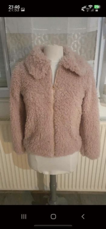 Veste rose poudrée fausse fourrure