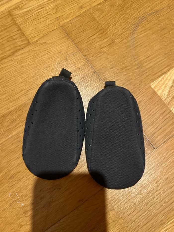 Chaussure grise - photo numéro 2