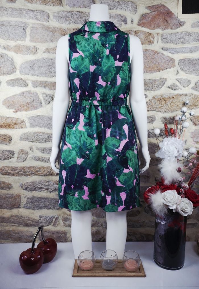 Robe d été feuillage évasion tropicale multicolore Femme taille 52 marque Missguided 🪷 - photo numéro 2