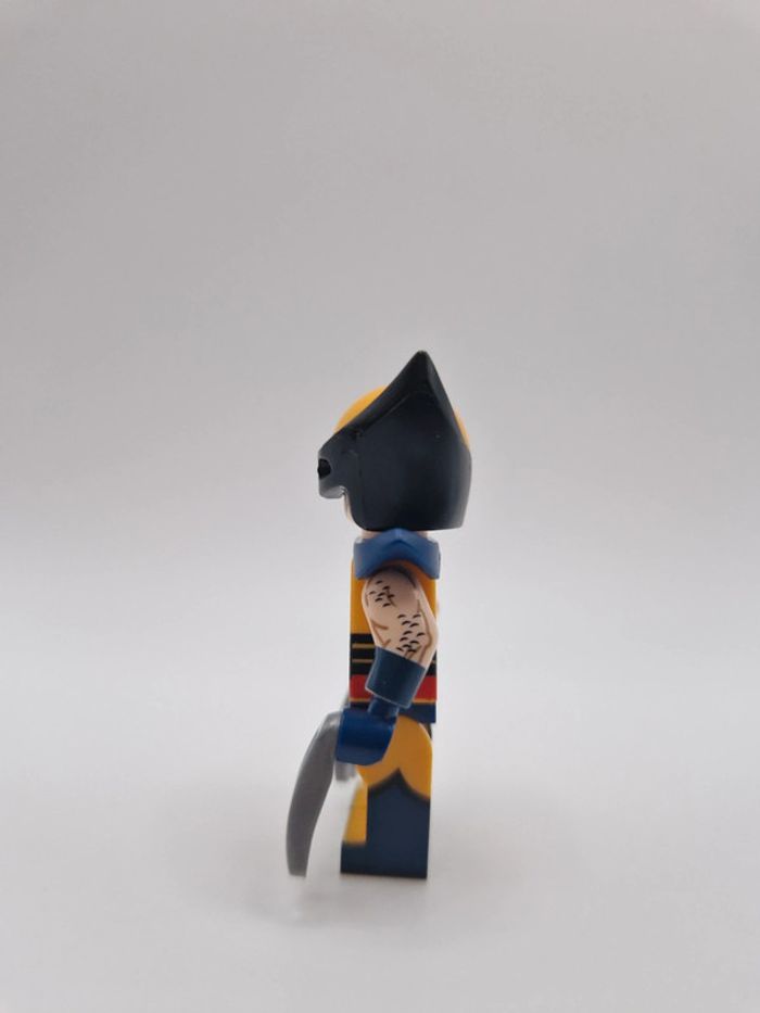 Figurine type lego Wolverine Marvel - photo numéro 2