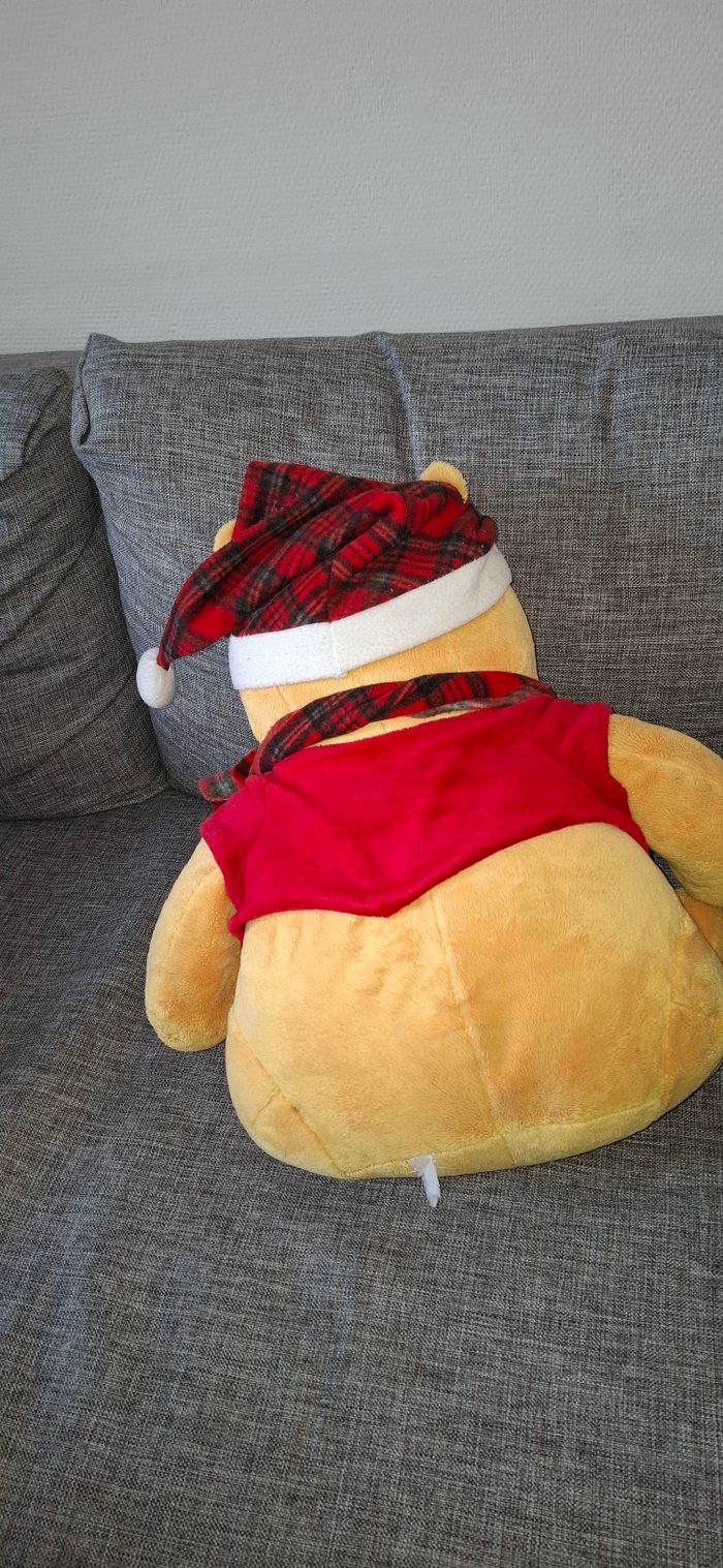 Un gros doudou Winnie - photo numéro 5