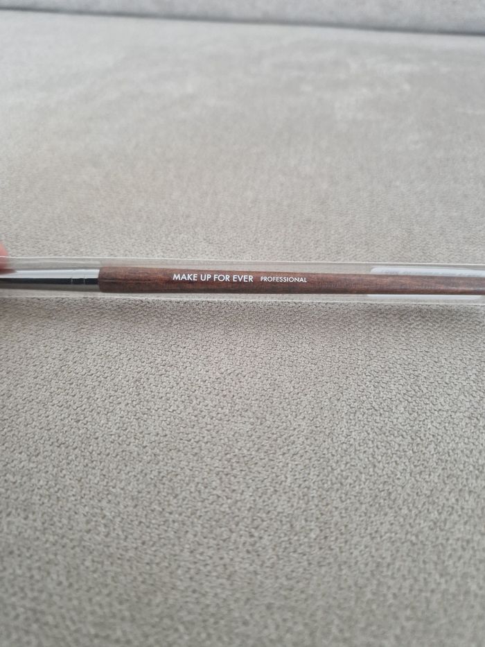 Pibceau paupière Make up for ever - photo numéro 7