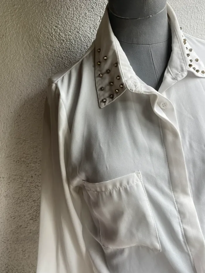 Chemise