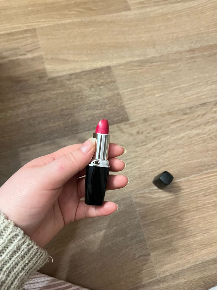 Rouge à lèvre - photo numéro 3