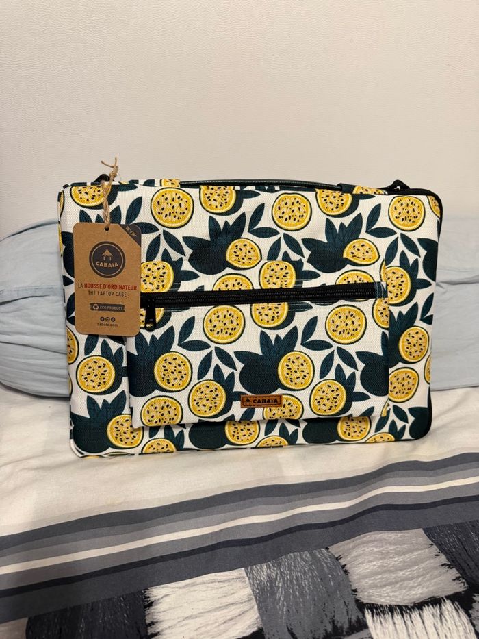 Pochette ordinateur Laura street