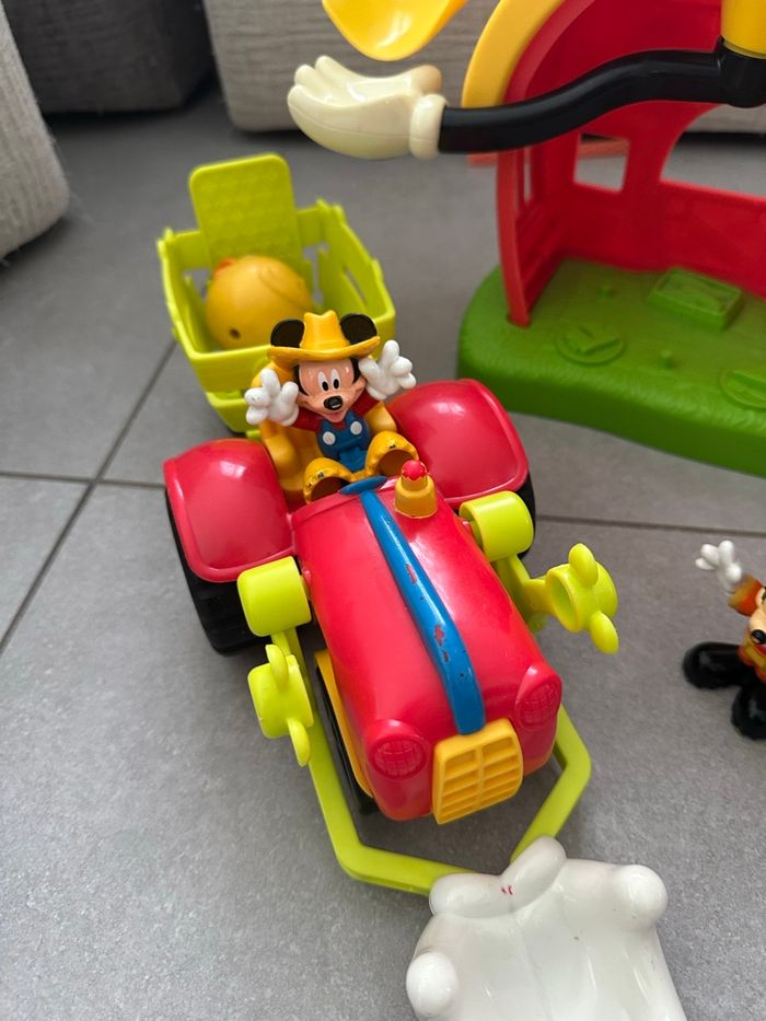 Lot tracteur + remorque Mickey + camion de pompiers Mickey – Bon état - photo numéro 5