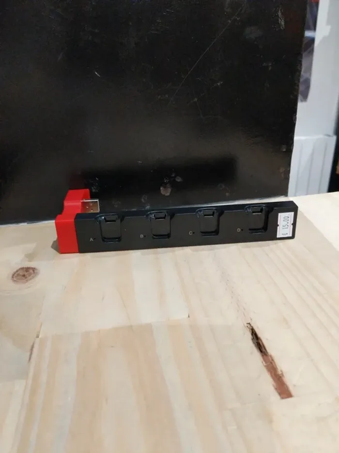 Chargeur Joy-Con 4 en 1 - Nintendo Switch