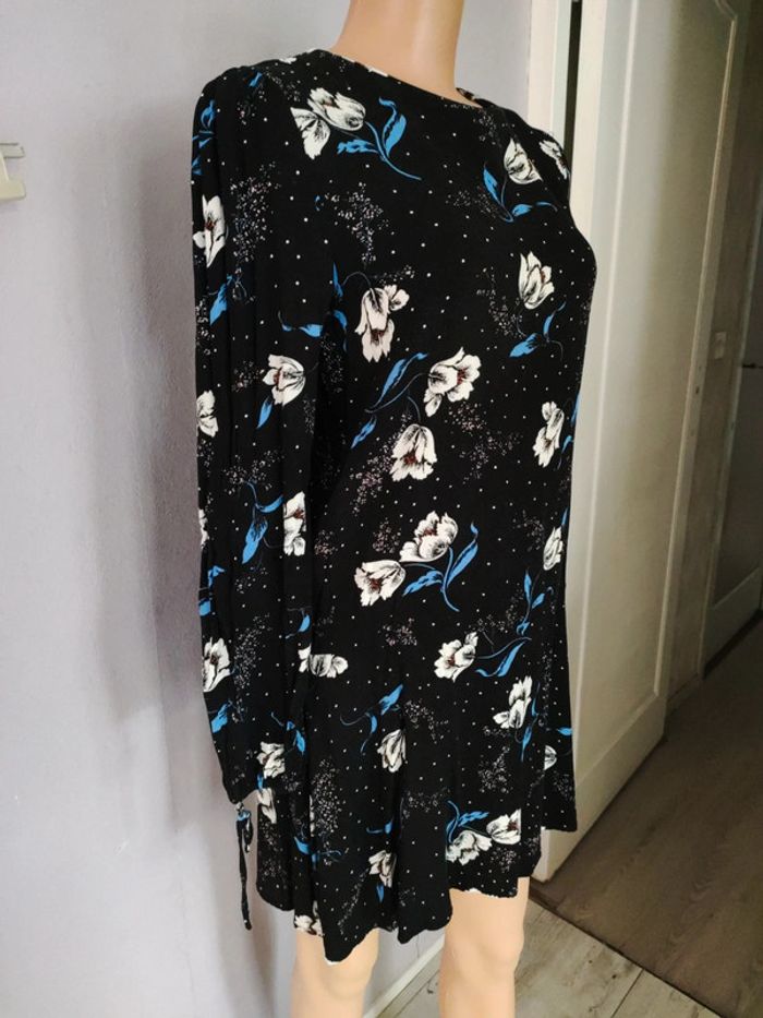 Robe courte Mango taille M - photo numéro 2