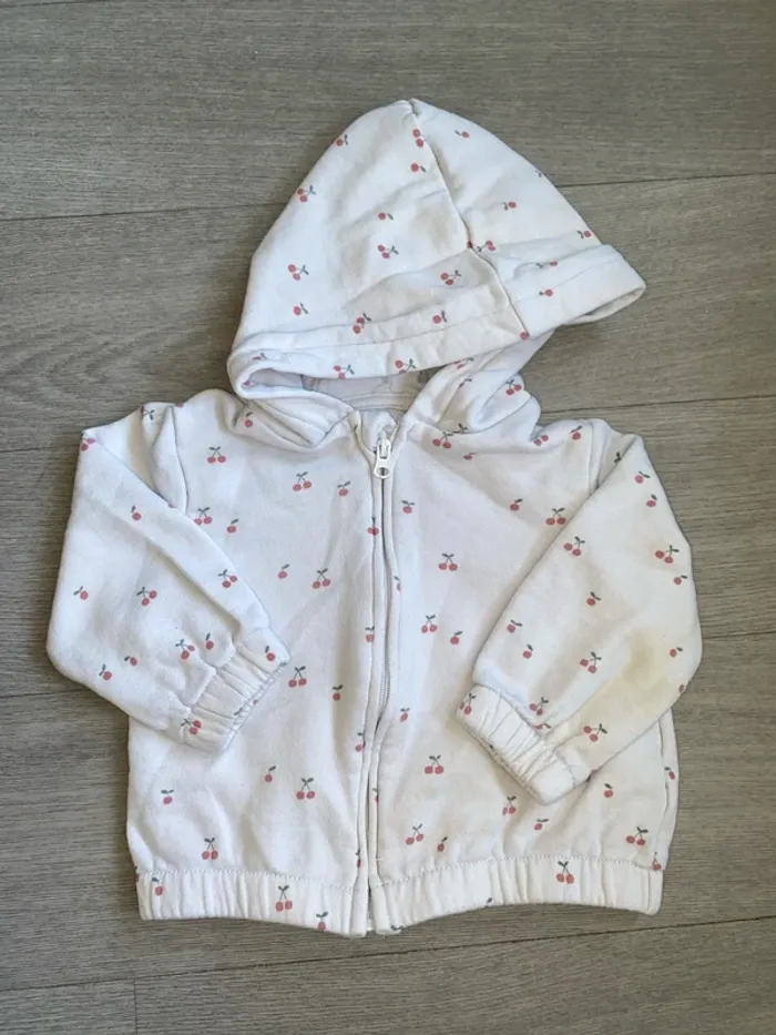 Gilet zippée cerise 12mois - photo numéro 2