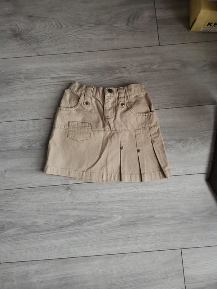 Jupe beige 3 ans