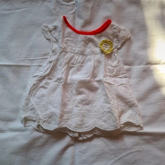 Lot robes 6/9mois très bon état. Comme neuf ! - photo numéro 7