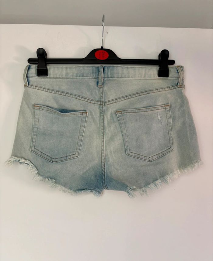 Short en jean bleu clair taille mi-haute H&M 40 - photo numéro 4