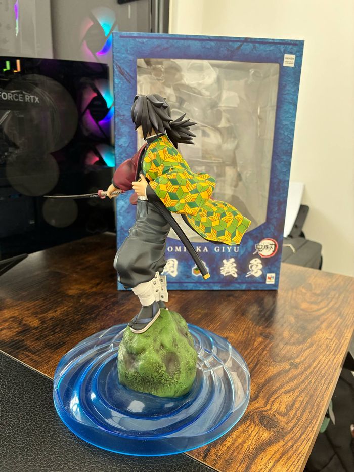 Figurine Megahouse GEM Demon Slayer Giyu Tomioka (Avec Boite) - photo numéro 4