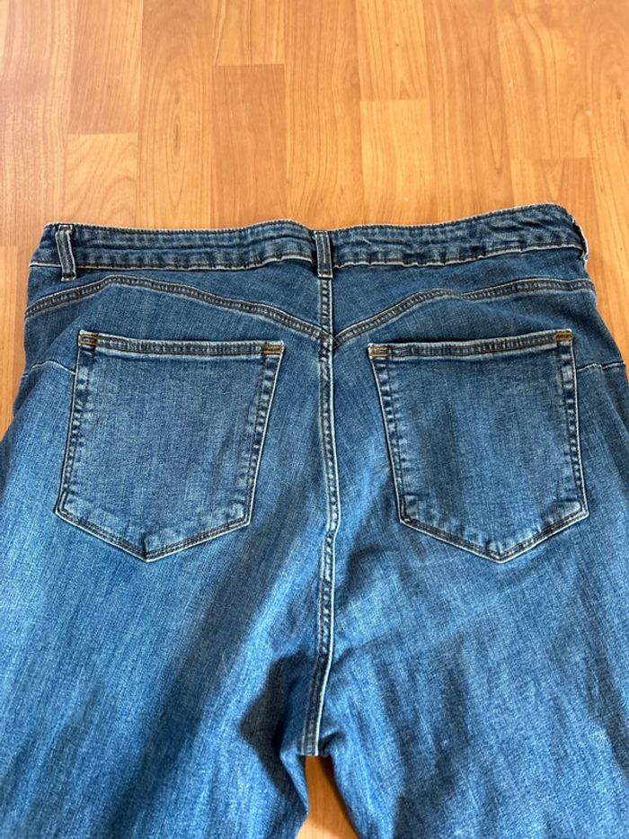 Jean troué slim kiabi taille 48 - photo numéro 5