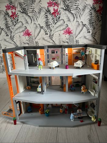 Playmobil hôpital 3 niveaux complet