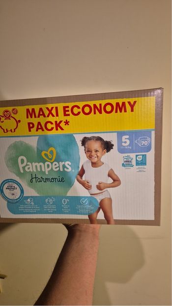 70 couches Pampers Harmonie Taille 5 