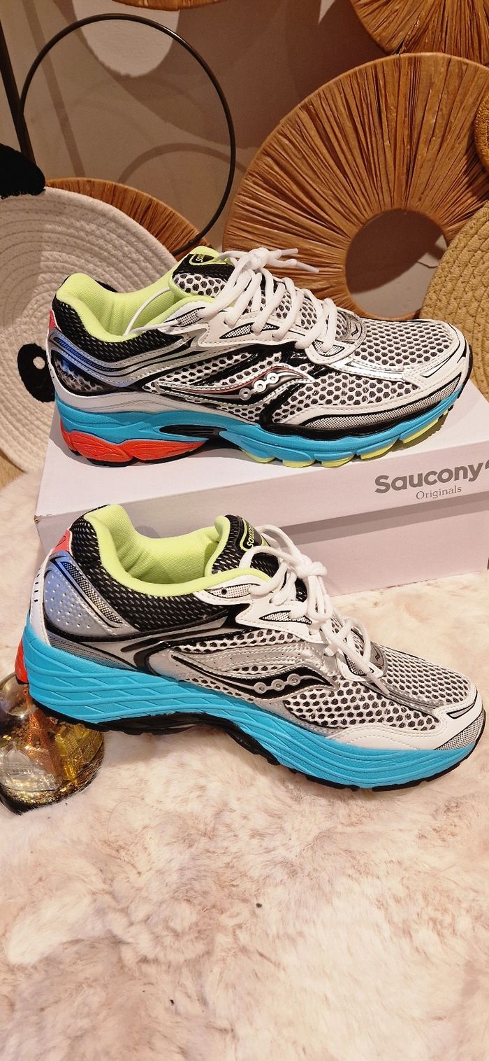 Saucony Progrid Omni Taille 44 - photo numéro 7