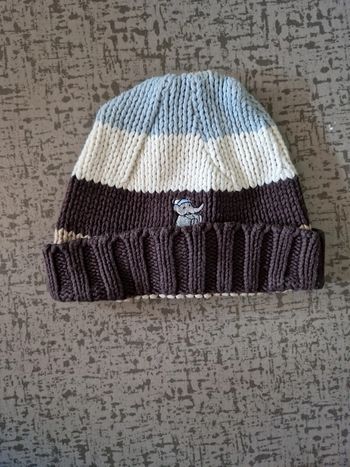 Joli bonnet en laine babar bébé t4