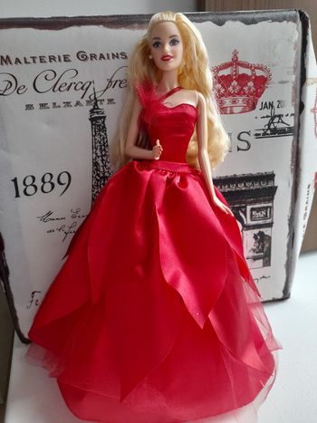 Poupée Barbie Noël 22 signature