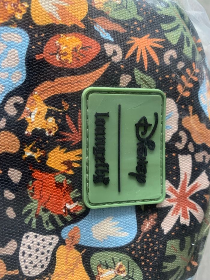 Lot sac à dos et porte-monnaie Loungefly le roi lion - photo numéro 4