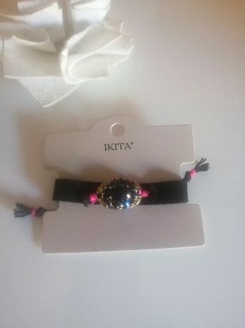 🌸🎄Magnifique bracelet velours noir orné de pierres de cristal noir Idéal pour les fêtes de Noël 🎁🌸