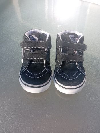 Vans montantes pointure 21 