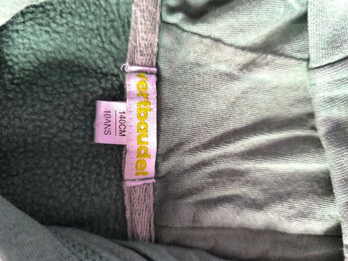 Veste zippée à capuche 10 ans - photo numéro 3