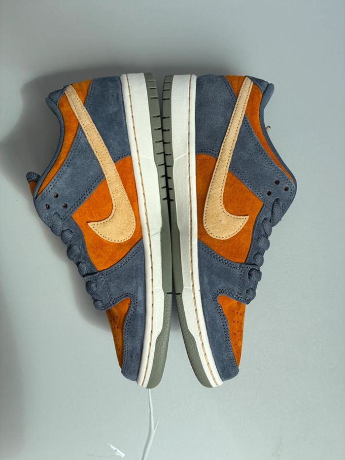 Baskets Nike dunk low pro monarch pointure 44 neuves avec boîte - photo numéro 4