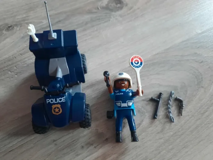 Lot playmobil 'Police' - photo numéro 5