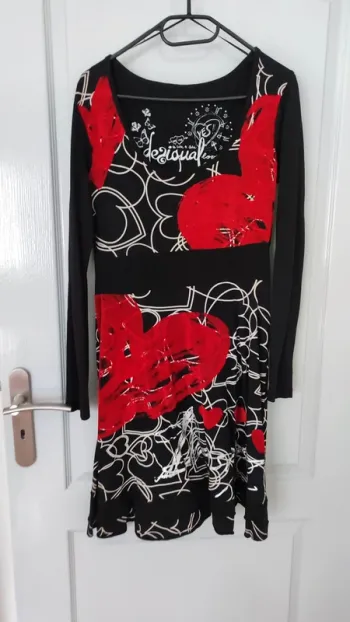 sublime robe Desigual taille L
