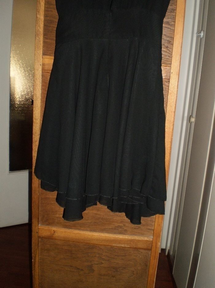 Robe noir t 16 ans ou t 36 femme - photo numéro 8