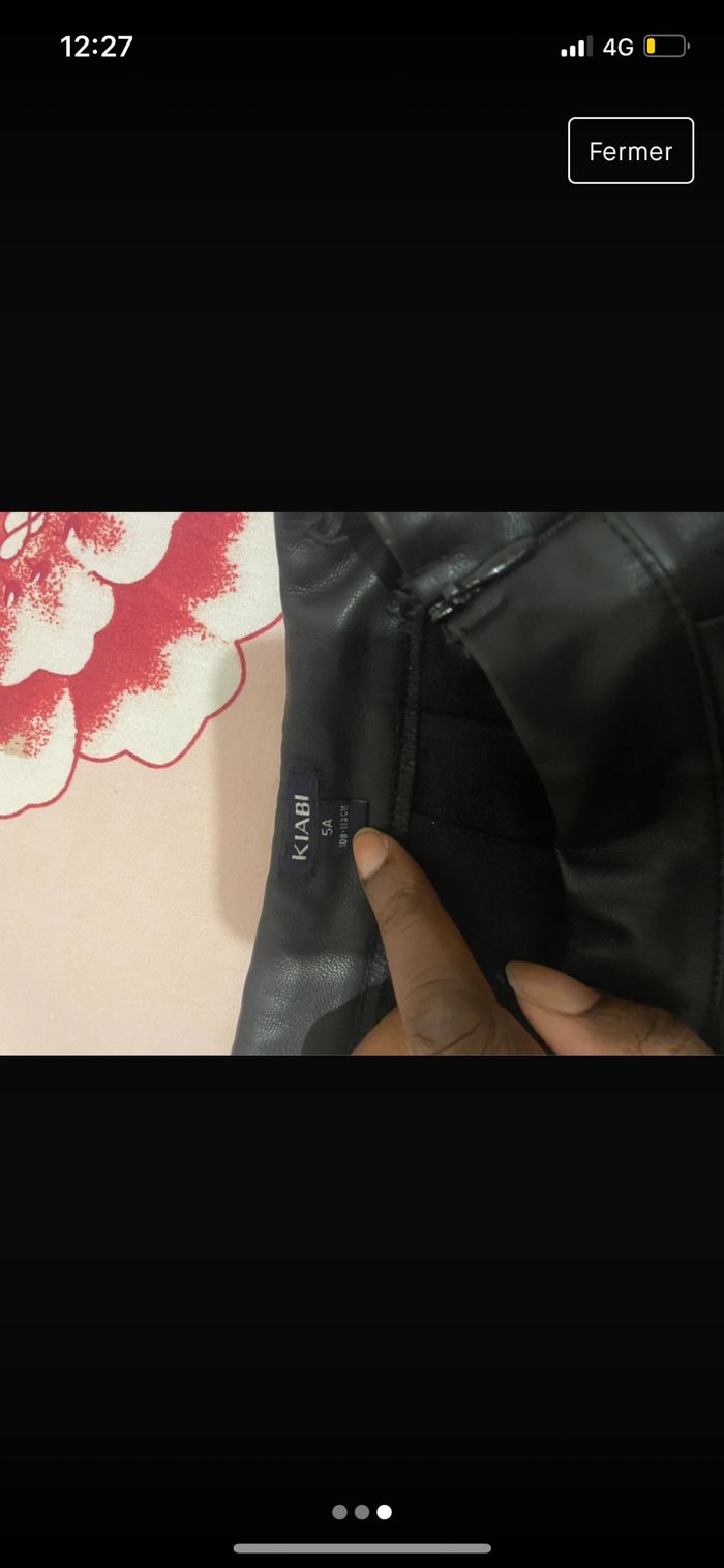 Petite jupe en cuire - photo numéro 2