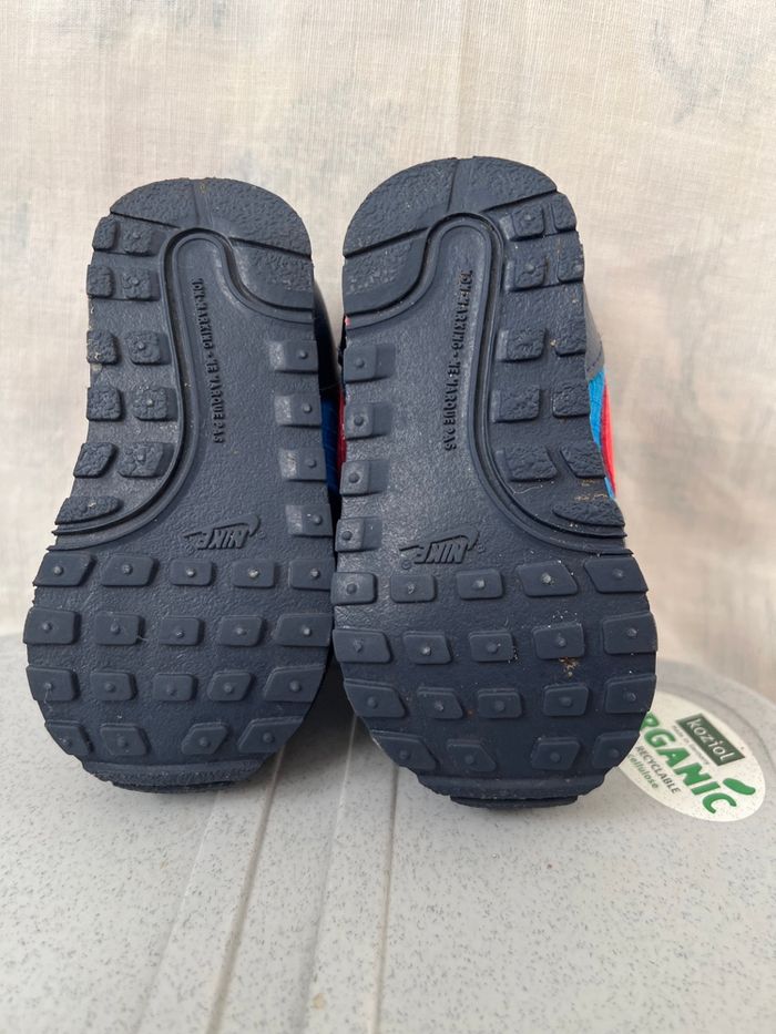 Paire de baskets Nike 18,5 - photo numéro 5