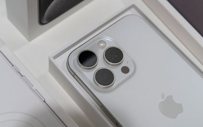 I P h o n e 16 pro max - photo numéro 3