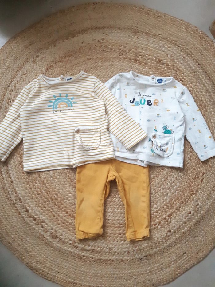 Lot de 2 hauts manches longues et pantalon Mots d'enfants 9 mois