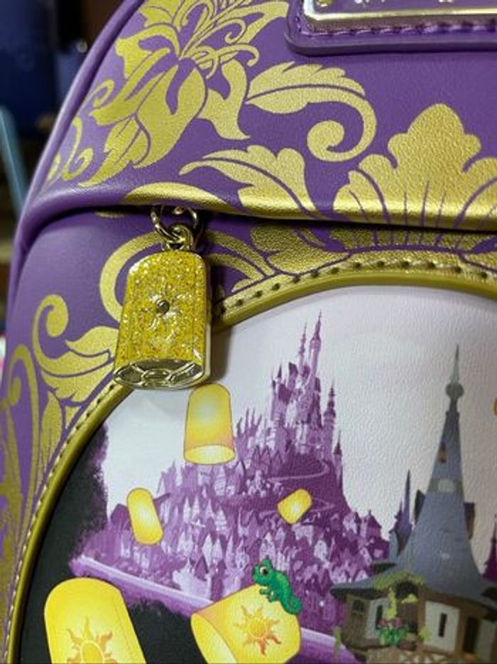 Sac à dos Loungefly Raiponce Disney neuf - photo numéro 9