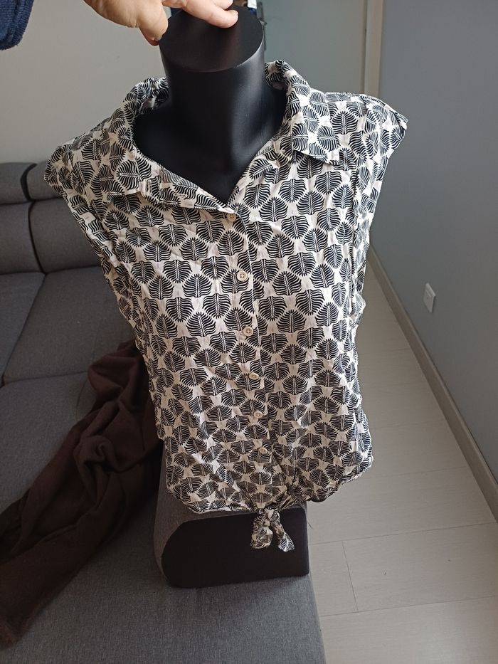 Chemise sans manches