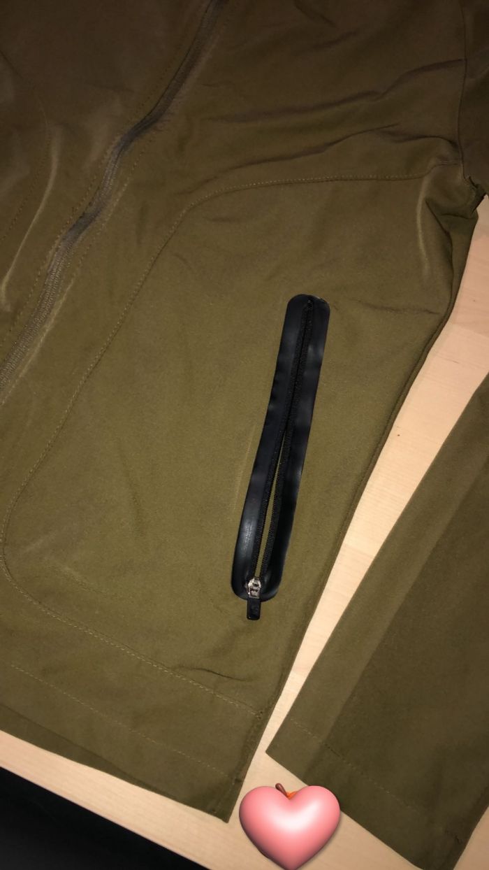 Veste under armour - photo numéro 5