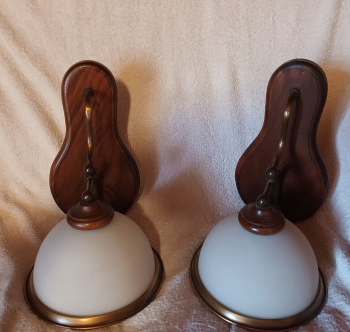 Lot 2 appliques Bois et verre blanc opaque - photo numéro 10