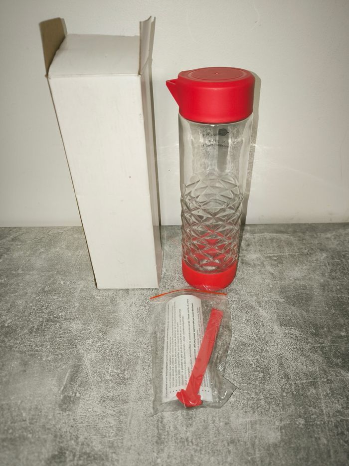 Gourde en verre neuf