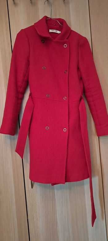 Manteau rouge