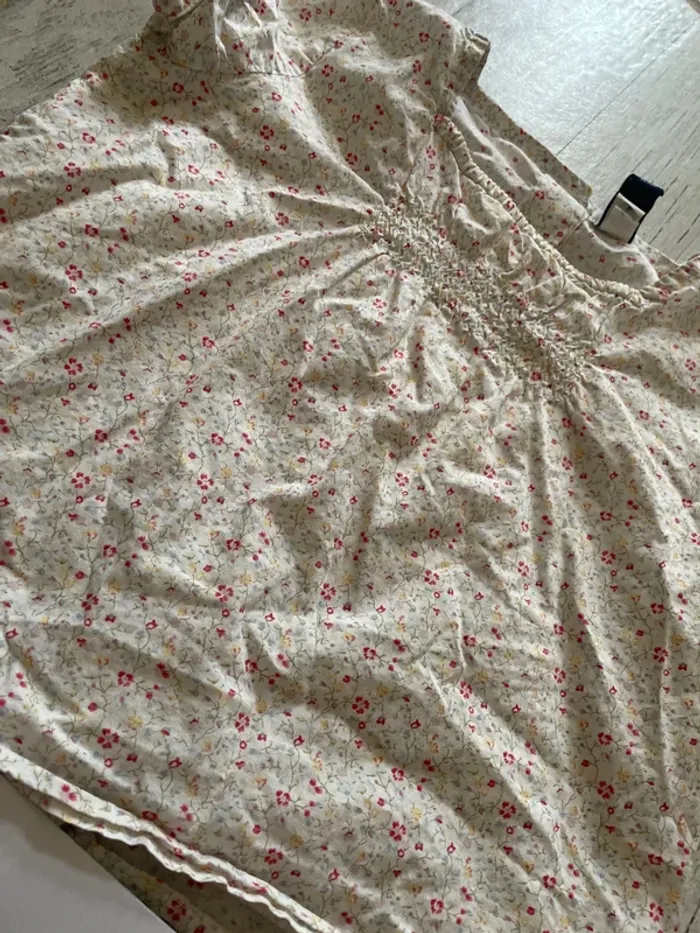 Très jolie blouse fleurie été fille 5 ans - photo numéro 2