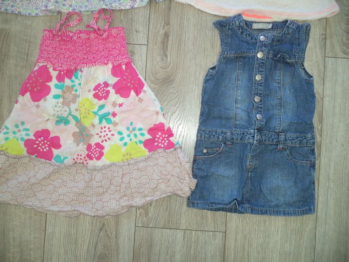 Lot 4 robes 3 ans pour l'été - photo numéro 2