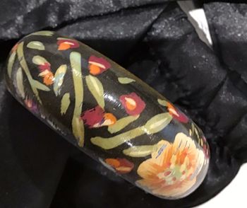 Beau bracelet  vintage en bois peint